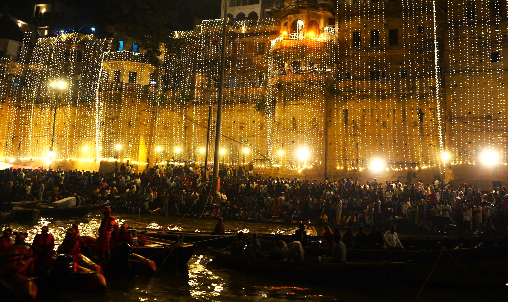 Celestial Kashi - A Divine Dev Deepawali Odyssey
